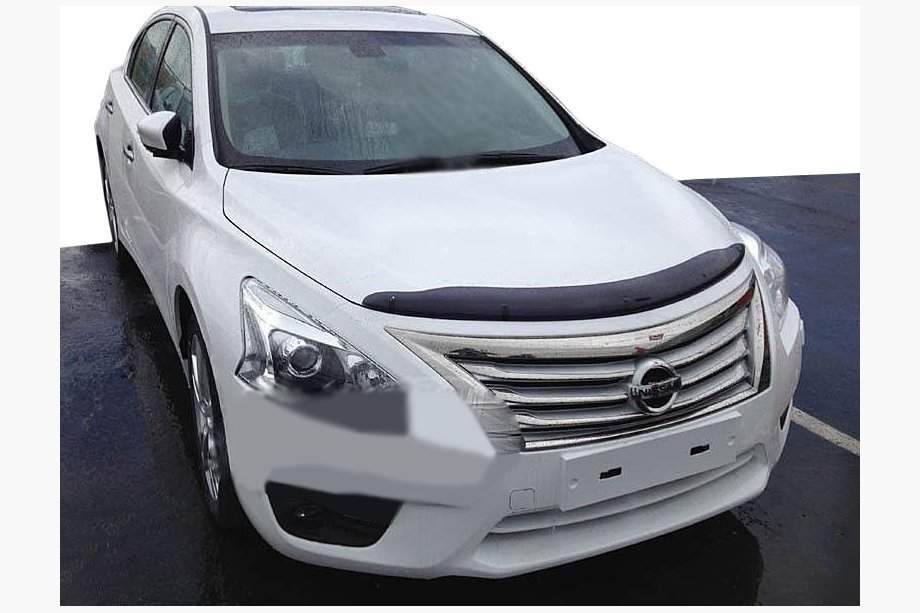 Nissan Teana 2014- Hood Deflector 2013+ (SIM) Image