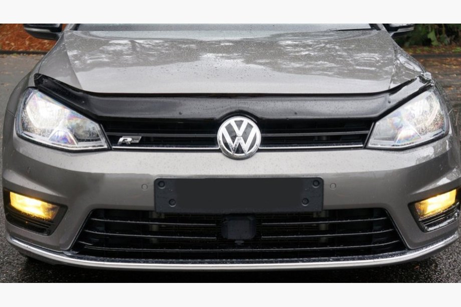 Volkswagen Golf 7/E-Golf 2012-2020 Hood Deflector (SIM) Image