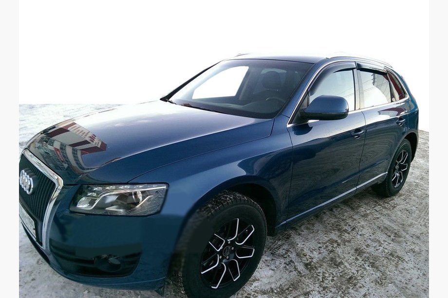 Audi Q5 2008-2017 Window Deflectors (4 pcs, SIM) Image