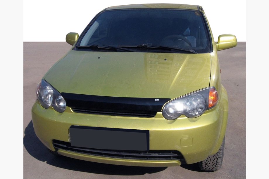 Honda HR-V 1998-2006 Hood Deflector 1999-2005 (SIM) Image