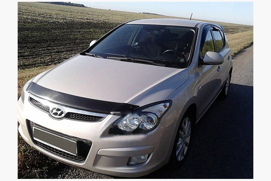 Hyundai I-30 2007-2011 Hood Deflector (SIM) Image