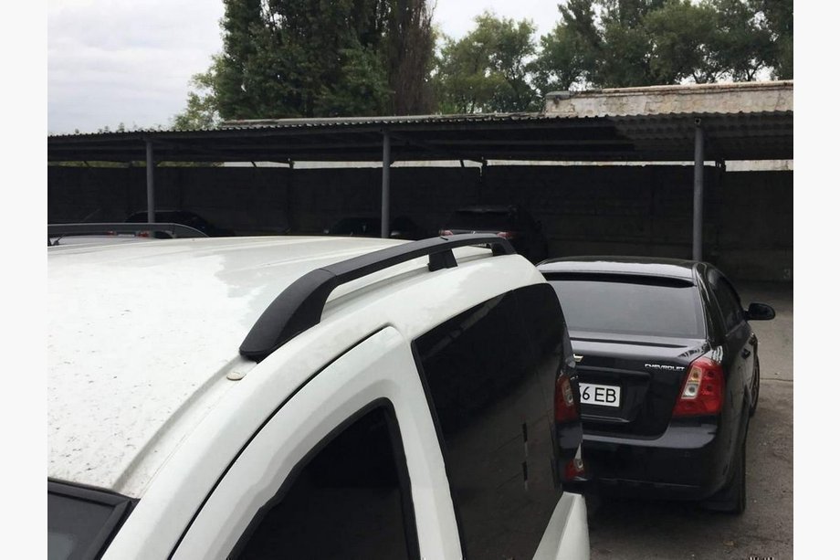Citroen Nemo 2007-2017 Black Roof Rails Image