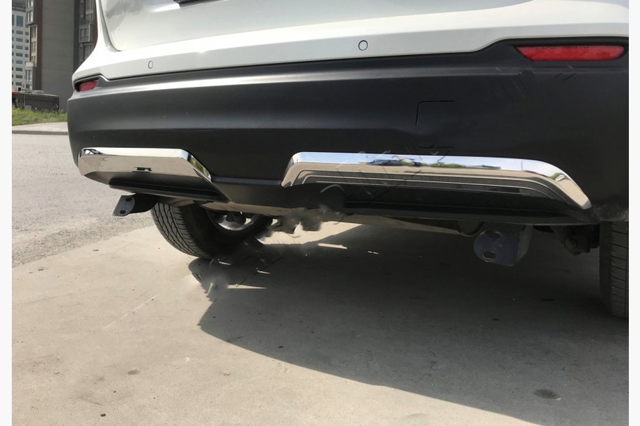 Nissan Qashqai 2014-2021 Stainless steel rear bumper edge protectors (2017-2021) Image