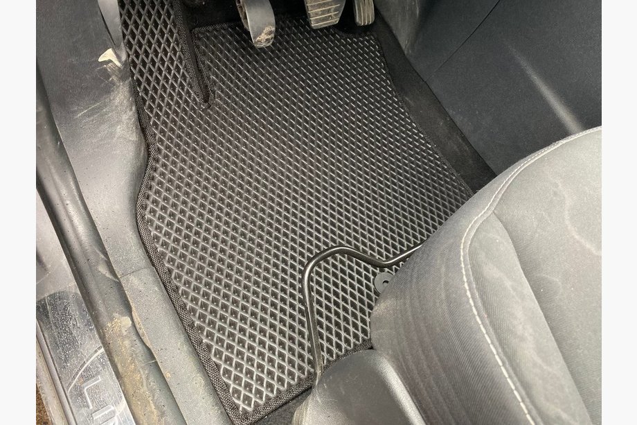 Renault Scenic/Grand 2009-2016 EVA Floor Mats (black) Image