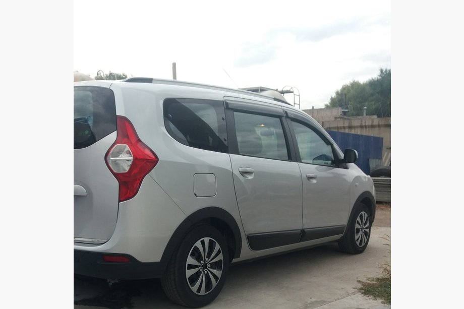 Renault Lodgy 2013-2022 Fender flares (4 pcs, black) Photo 1