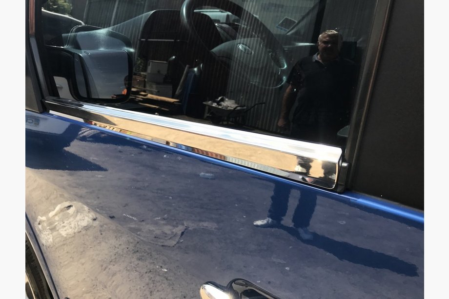 Mercedes Vito W638 1996-2003 Window Trim Covers (2 pcs, Stainless Steel) Photo 3