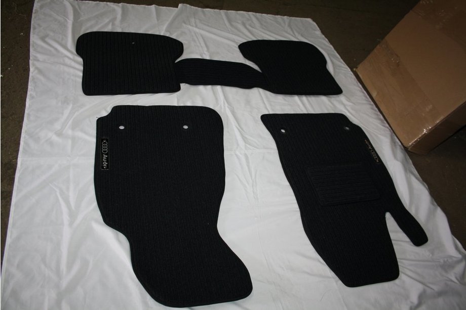 Audi A3 2003-2012 Textile Floor Mats (Corona) Image