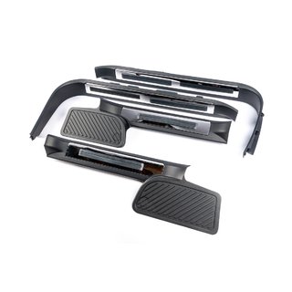 Plastic illuminated door sills (black) Toyota Land Cruiser 200 2007-2021 photo 1