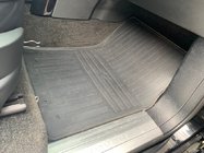 Range Rover III L322 2002-2012 Rubber Floor Mats (4 pcs, Stingray Premium) photo 2