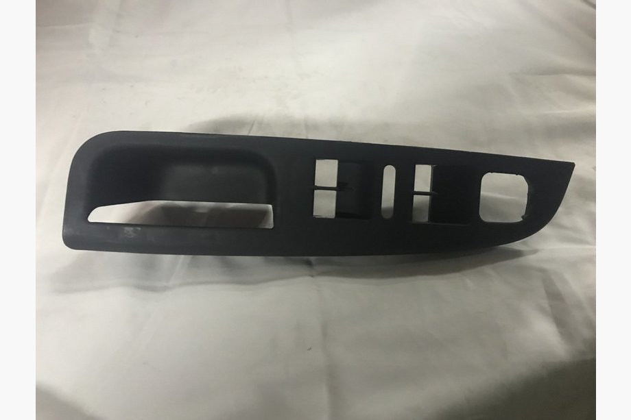 Volkswagen Passat B6 2006-2012 Door Panel Trim Image