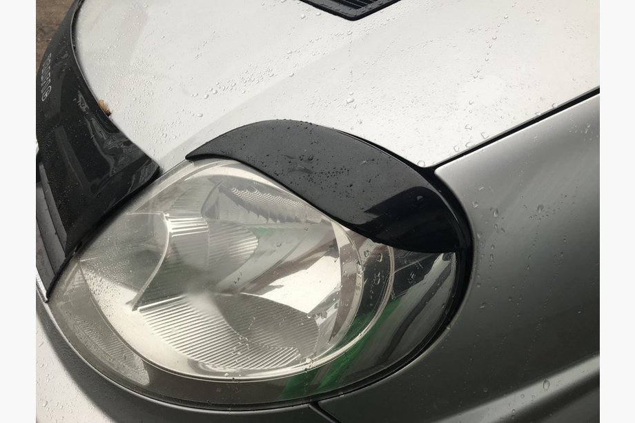 Renault Trafic 2001–2015 Headlight Eyelids Fly-Style Image