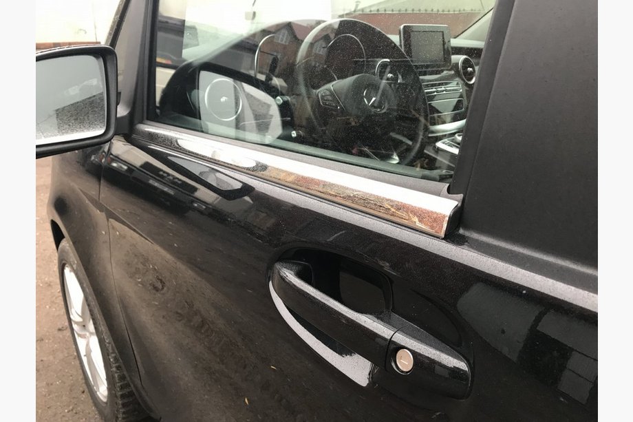 Mercedes Vito/V-class W447 2014- Lower window trims stainless steel (2 pcs) Image