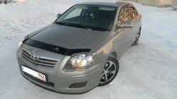 Toyota Avensis 2003-2009 Hood Deflector (VIP) photo 1