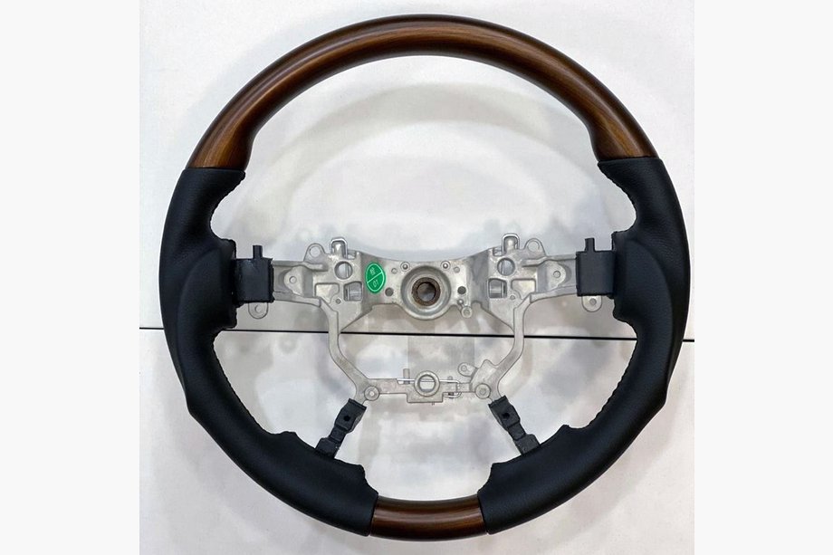 Toyota Land Cruiser 200 2007-2021 Steering wheel rim only (Anatomico, light wood) Image