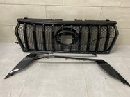 Toyota Land Cruiser Prado 150 2009-2023 Grille 2017↗ LED (Zeus Black, with Black Eyelids) photo 2