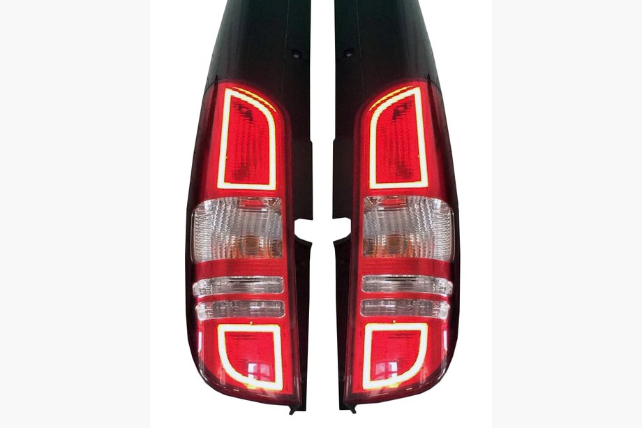 Mercedes Viano 2004-2014 Exclusive! LED Tail Lights with Position Lights Image