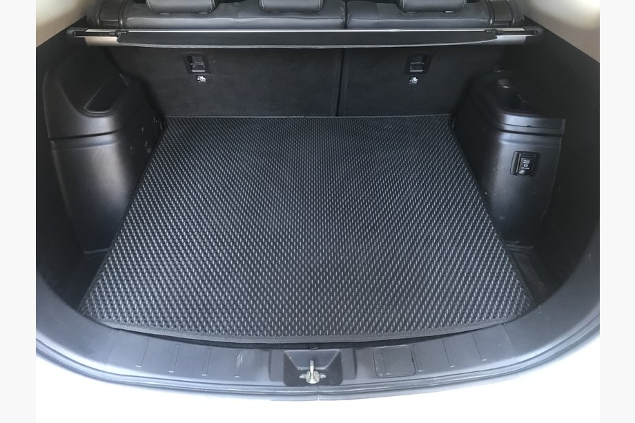 Mitsubishi Outlander 2012-2021 Trunk Mat P-HEV EVA (Black) Image