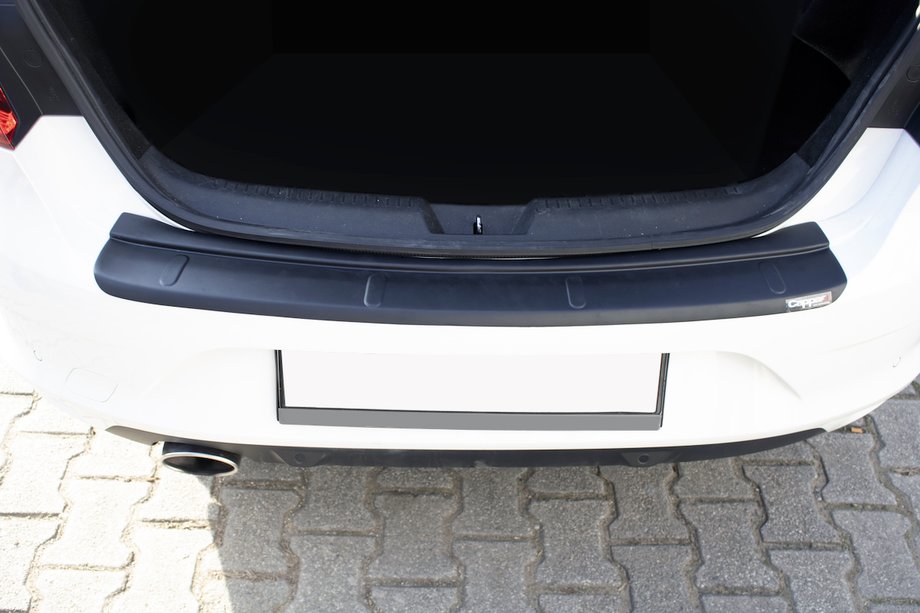 Renault Megane IV 2016-2025 Rear Bumper Cover EuroCap (Sedan, ABS) Photo 1