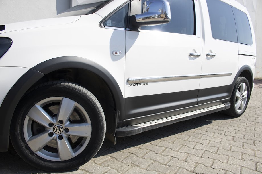 Volkswagen Caddy 2015-2020 Set of moldings and fender flares Image