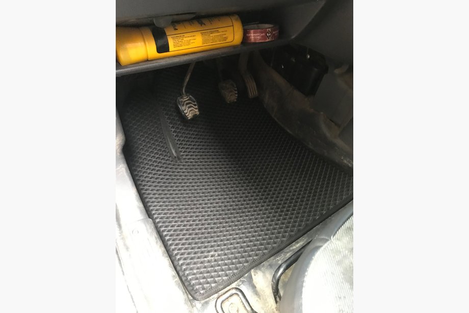 Ford Connect 2006–2009 EVA Floor Mats (black) Image