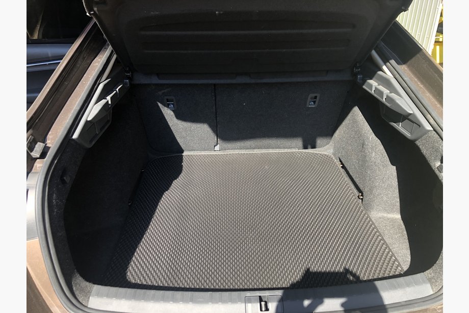 Skoda Octavia IV A8 2020- Trunk Mat (EVA, Black) Photo 1