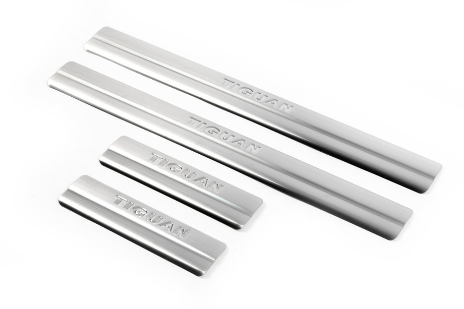Volkswagen Tiguan 2007-2016 Omsa Door Sill Covers (4 pcs, Stainless Steel) Photo 1