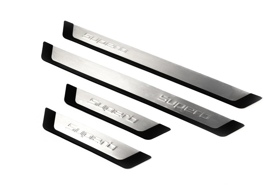 Skoda Superb 2009-2015 Door Sill Protectors OmsaLine (4 pcs, Stainless Steel) Image
