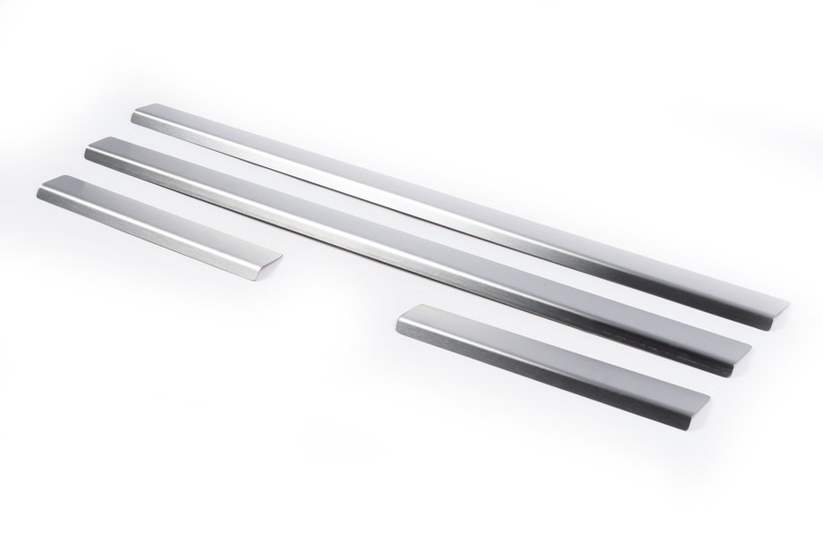 Audi Q5 2008-2017 Door Sill Covers (4 pcs, Carmos V2) Image