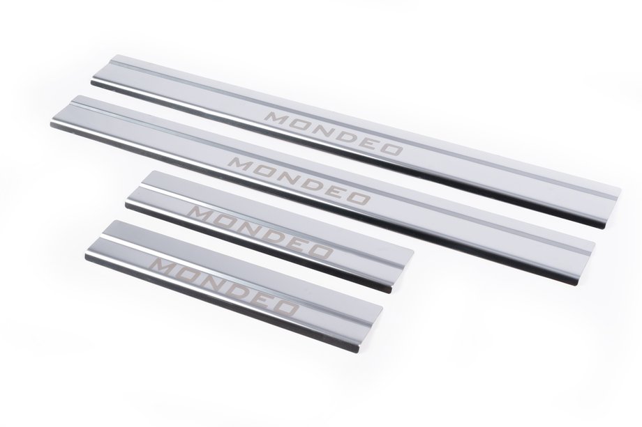 Ford Mondeo 2000-2007 Carmos Door Sill Protectors (4 pcs, Stainless Steel) Image