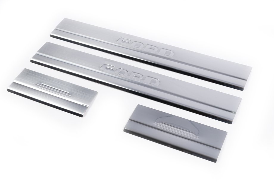 Ford Kuga 2008-2013 Door Sill Protectors Carmos V1 (4 pcs, Stainless Steel) Image