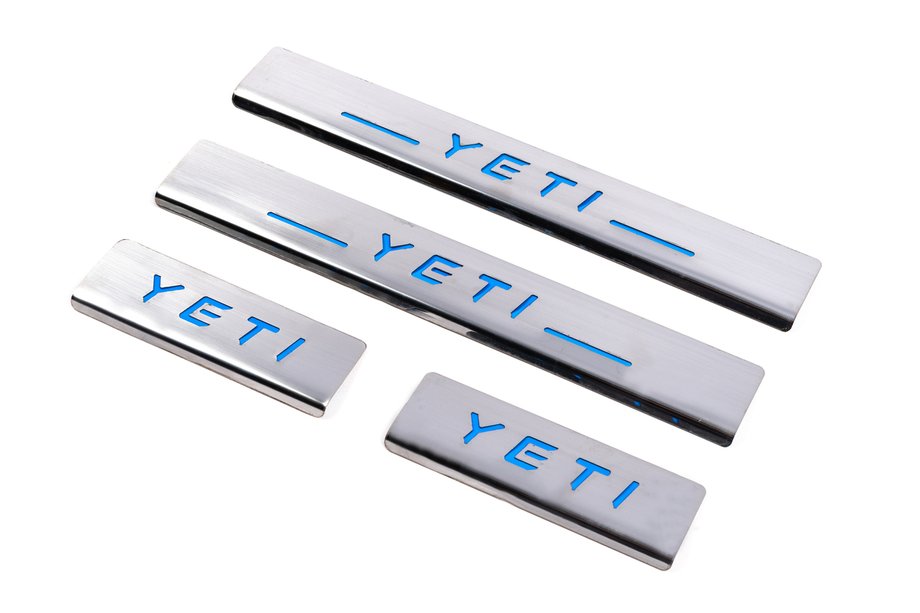 Skoda Yeti 2009-2017 Door Sill Protectors Carmos V3-Blue (4 pcs, Stainless Steel) Image