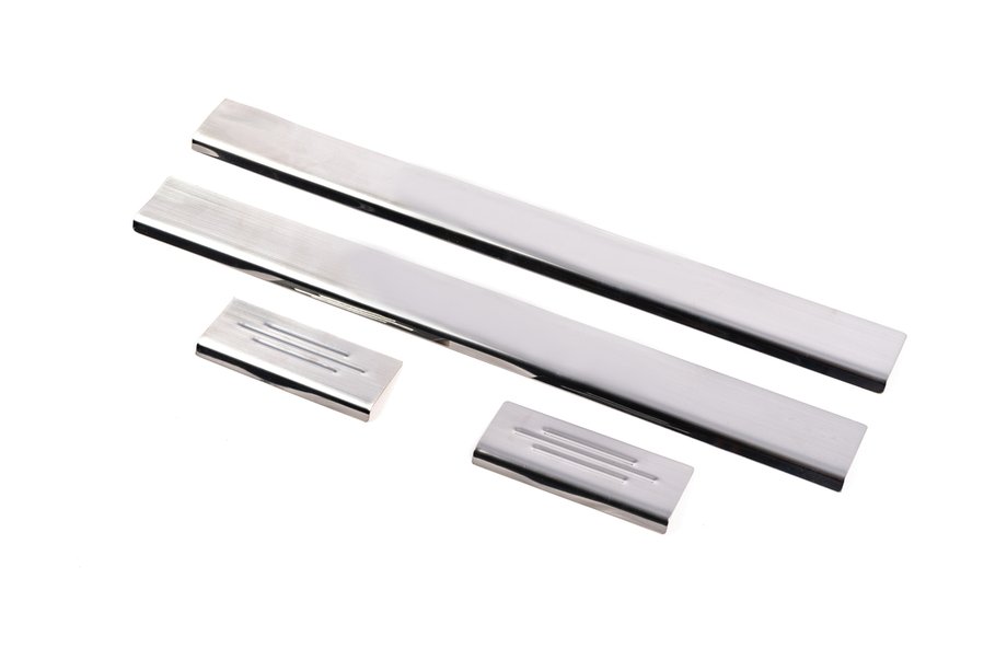 Toyota Yaris 2006-2011 Carmos Door Sill Protectors (4 pcs, Stainless Steel) Image