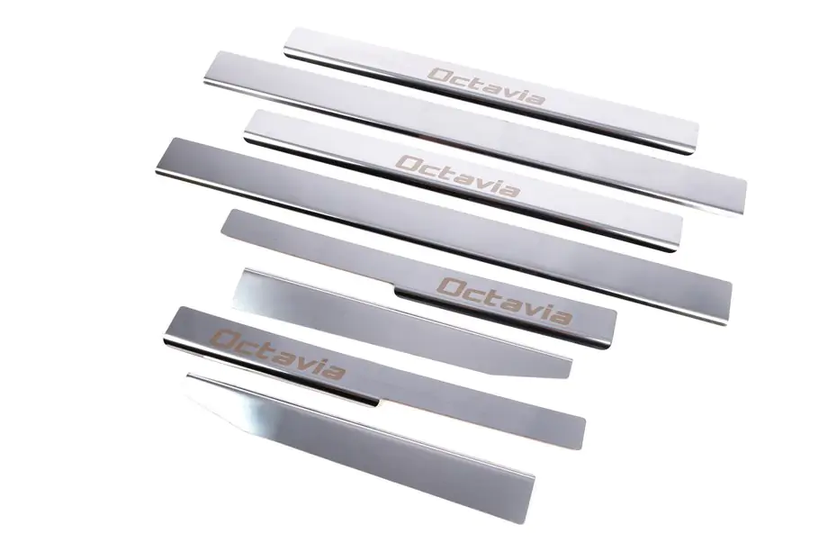 Skoda Octavia II A5 2006-2010 Carmos Door Sill Covers (8 pcs, Stainless Steel) Image