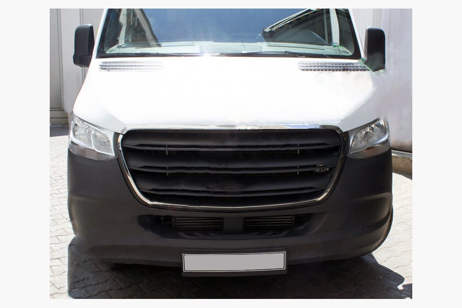Mercedes Sprinter W907/W910 2018- Chrome Grille Surround Trim (4 pcs) Image