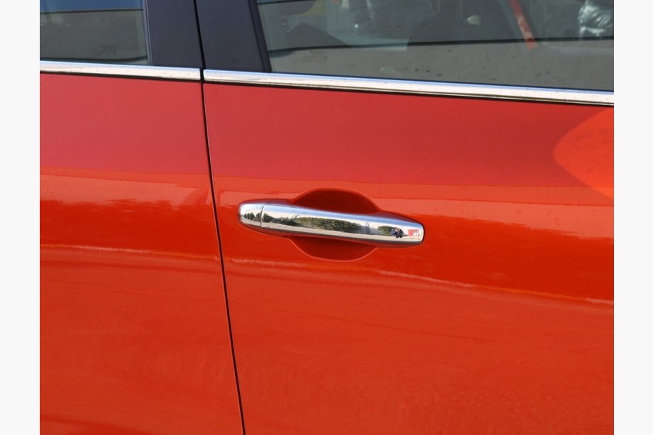 Renault Clio V 2019- Chrome Door Handle Covers (2 pcs, Stainless Steel) Image