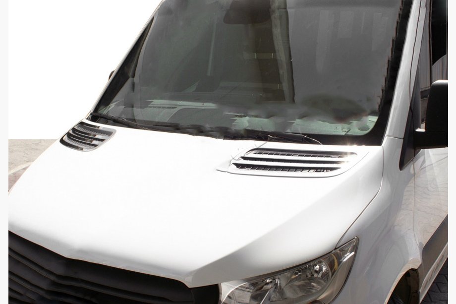 Mercedes Sprinter W907/W910 2018- Air Intake Covers Carmos (2 pcs, Stainless Steel) Image