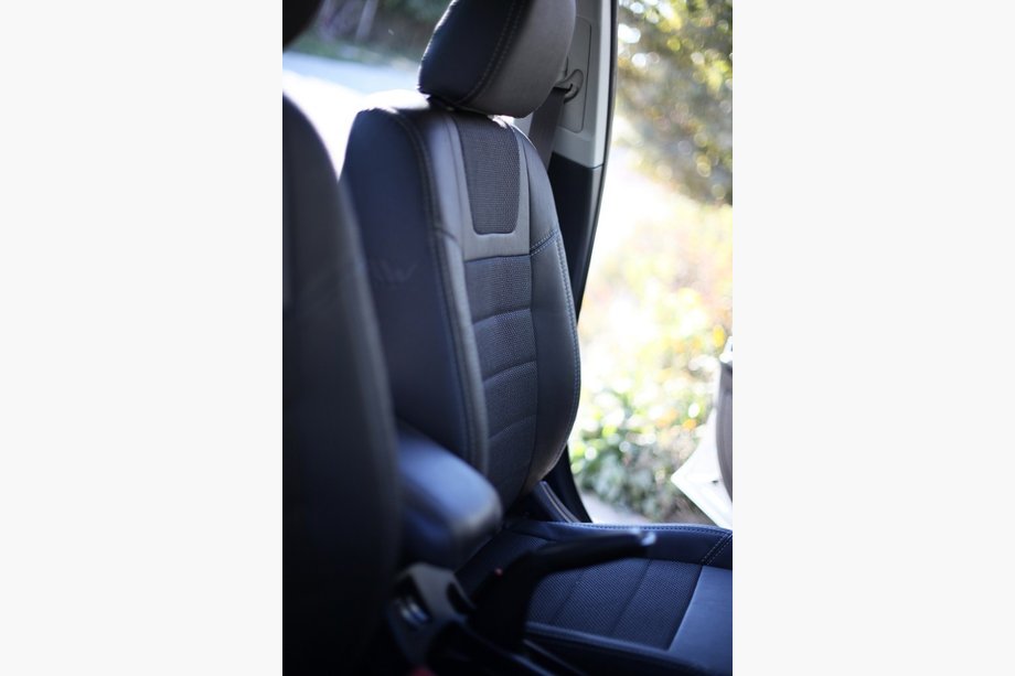 Mitsubishi Lancer X 2008- Car Seat Covers SoyuzAuto Dynamic Image