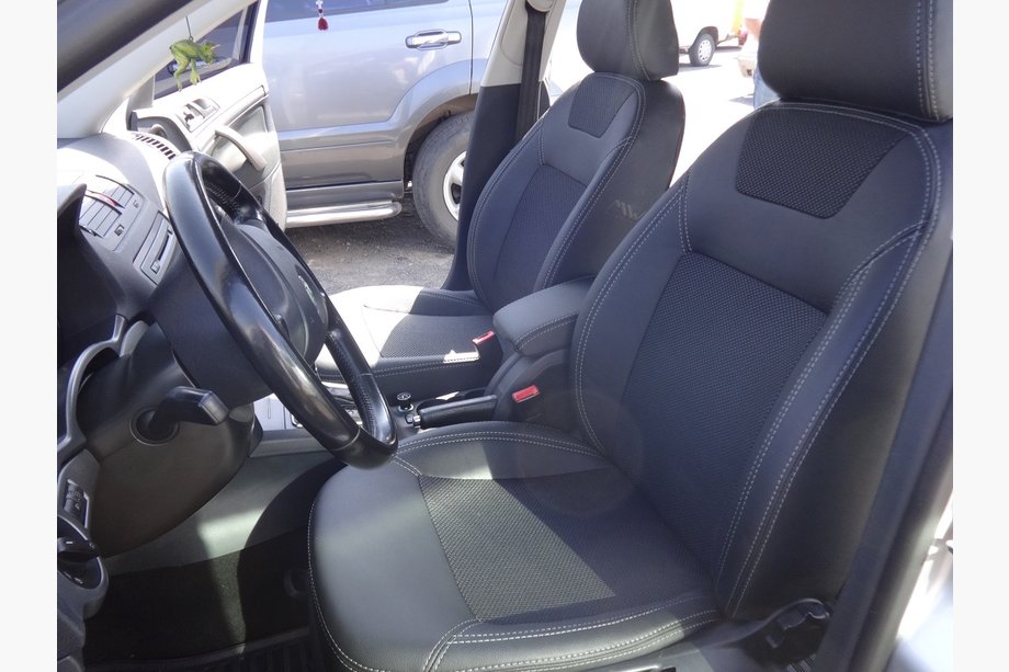 Skoda Octavia II A5 2006-2010 Car Seat Covers SoyuzAuto Dynamic Image