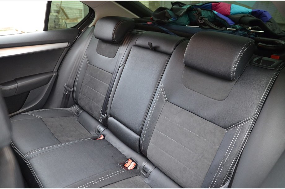 Skoda Octavia III A7 2013-2019 Car Seat Covers SoyuzAuto Leather-Style Image