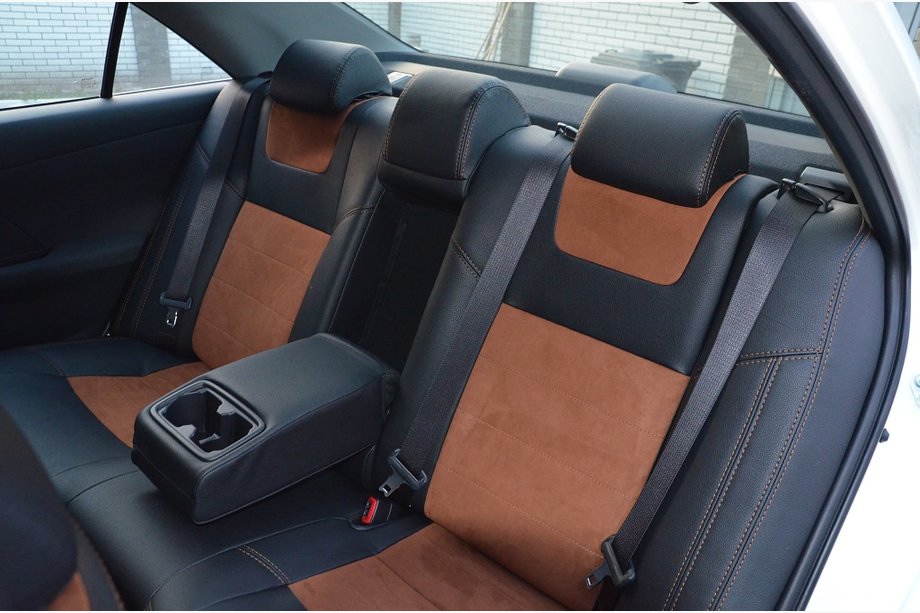Toyota Camry 2011–2017 Car Seat Covers (Leatherette & Alcantara Substitute, Elite) Photo 5