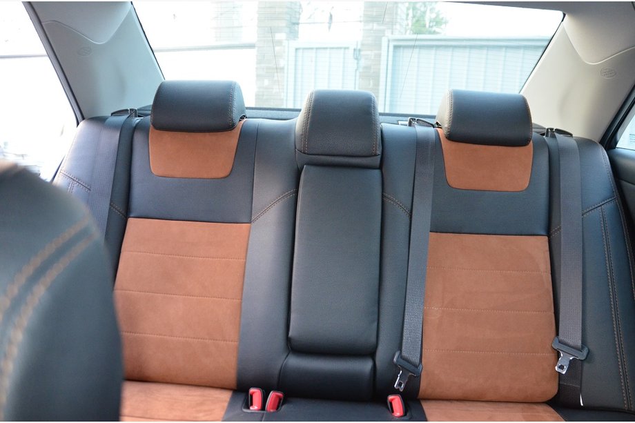 Toyota Camry 2011–2017 Car Seat Covers (Leatherette & Alcantara Substitute, Elite) Photo 3