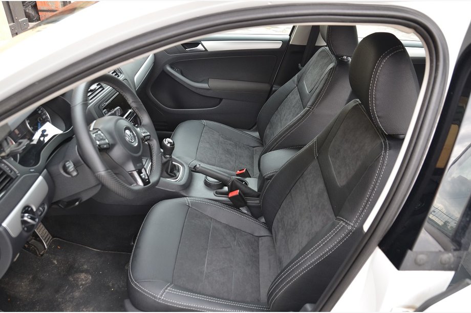 Volkswagen Jetta 2011-2018 Car Seat Covers SoyuzAuto Leather-Style Image