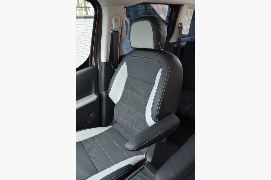 Citroen Berlingo 2008-2018 Car seat covers Leather style Photo 3