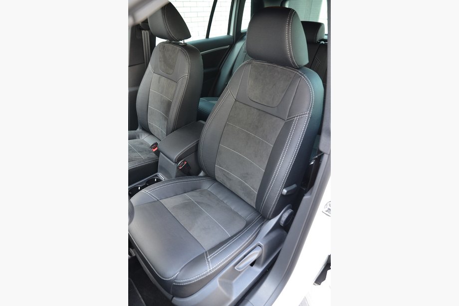 Volkswagen Tiguan 2007-2016 Car Seat Covers SoyuzAuto Leather Style Image