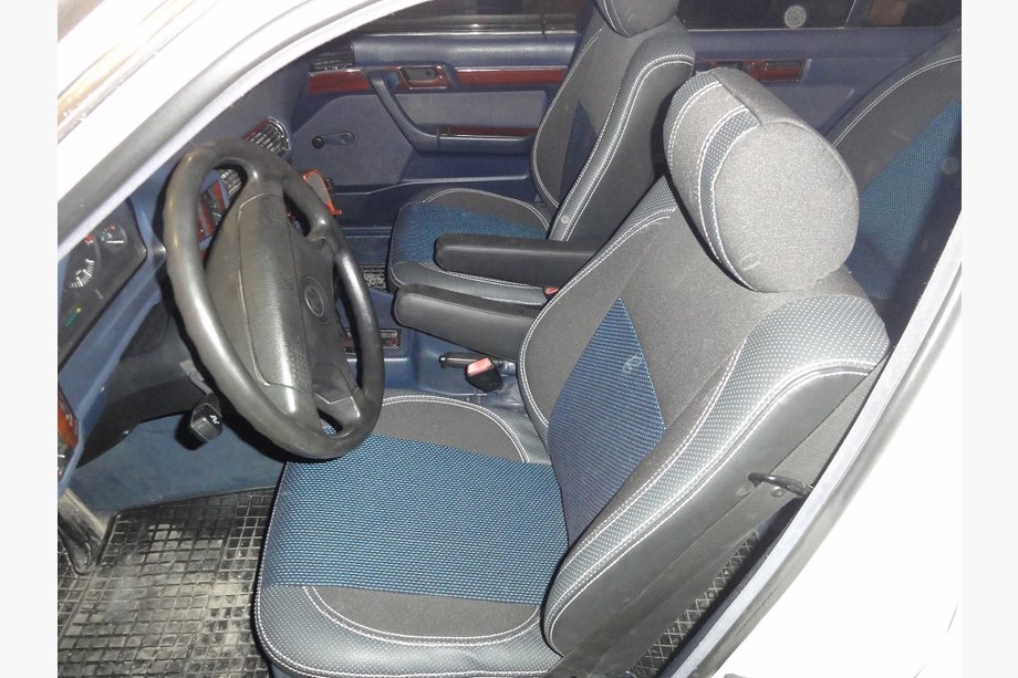 BMW 5 Series E34 1988-1995 Car Seat Covers (Leatherette↗Fabric, Premium) Image