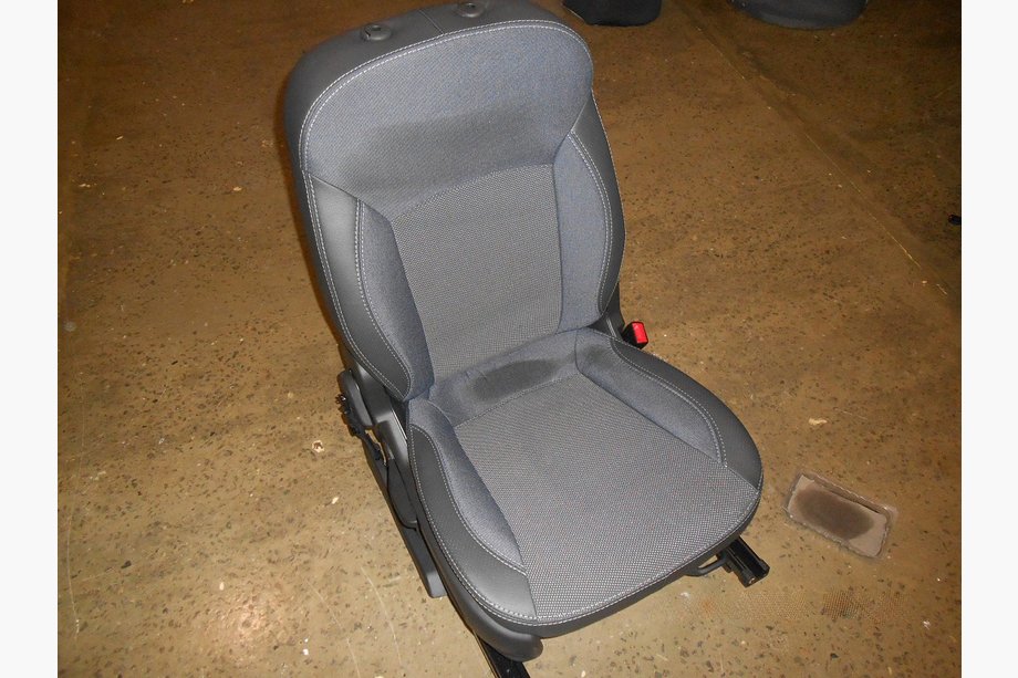 Chevrolet Orlando 2010-2018 Car Seat Covers SoyuzAuto Premium Image