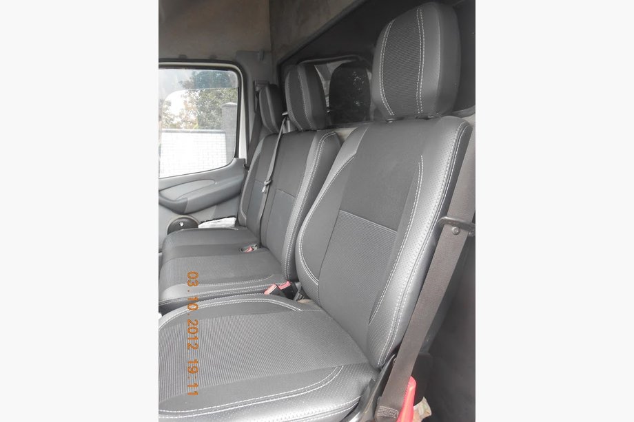 Mercedes Sprinter W901/902/903/904/905 1995–2006 Original Premium Seat Covers (Leatherette+Fabric) 2+1 Image