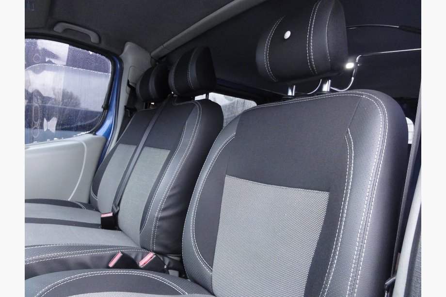 Renault Trafic 2001–2015 Car covers (leatherette and fabric, Premium) Front Seats 2↗1 Photo 4