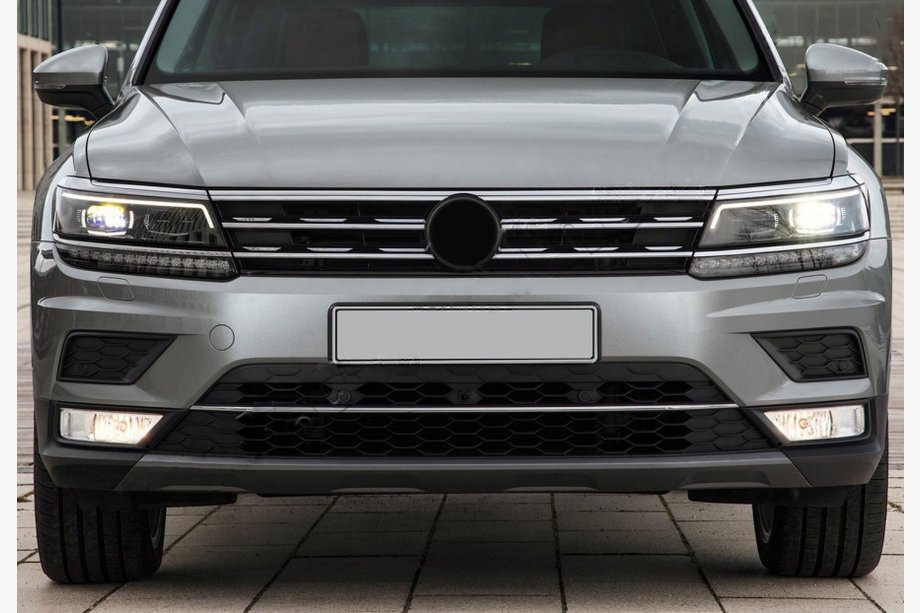 Volkswagen Tiguan 2016-2023 Front bumper protector 2016-2020 (stainless steel) Image