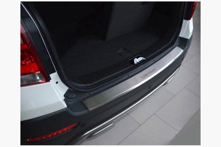 Chevrolet Captiva 2006-2019 Rear bumper protector with edge NataNika (2011+, stainless steel) Image